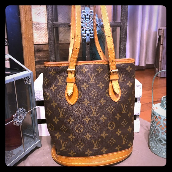 Louis Vuitton Handbags - Vintage Louis Vuitton Bucket Bag PM 100% Authentic